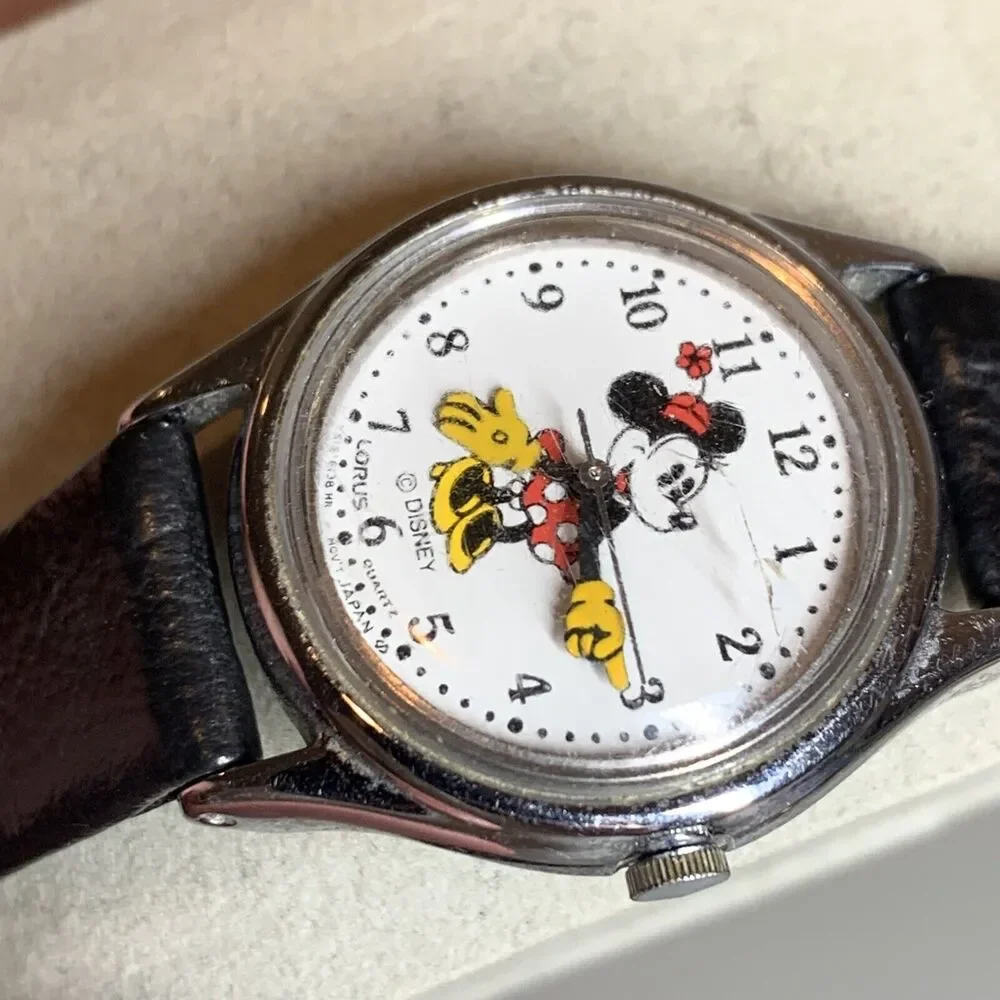 Minnie Mouse Vintage Lorus Disney Watch V515-6080